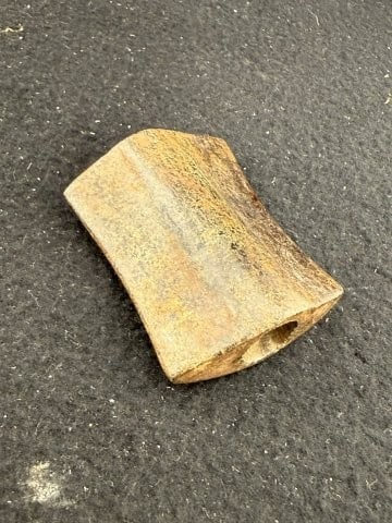 Bannerstone Indian Artifact Arrowhead: KEY WORDS: INDIAN ARTIFACT ARTIFACTS ARROWHEAD ARROWHEADS NATIVE AMERICAN MISSISSIPPIAN QUAPAW CADDO POTTERY COINS MORGAN DOLLAR PEACE DOLLAR SILVER COINS. All coins have been Sigma tested for authent