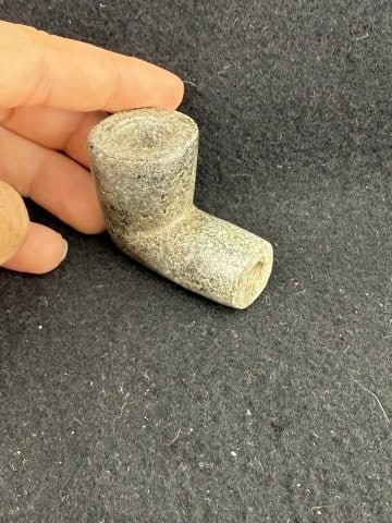 Stone Elbow Pipe Indian Artifact Arrowhead: KEY WORDS: INDIAN ARTIFACT ARTIFACTS ARROWHEAD ARROWHEADS NATIVE AMERICAN MISSISSIPPIAN QUAPAW CADDO POTTERY COINS MORGAN DOLLAR PEACE DOLLAR SILVER COINS. All coins have been Sigma tested for
