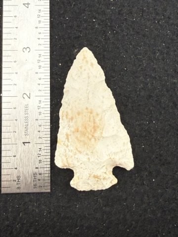 Hardin Indian Artifact Arrowhead: KEY WORDS: INDIAN ARTIFACT ARTIFACTS ARROWHEAD ARROWHEADS NATIVE AMERICAN MISSISSIPPIAN QUAPAW CADDO POTTERY COINS MORGAN DOLLAR PEACE DOLLAR SILVER COINS. All coins have been Sigma tested for authent