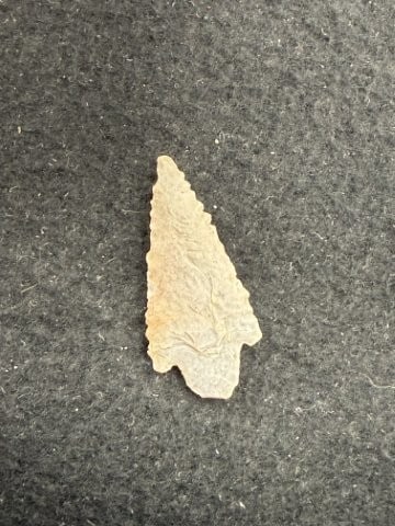 Arrow Point Indian Artifact Arrowhead - 2