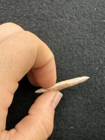 Arrow Point Indian Artifact Arrowhead - 3