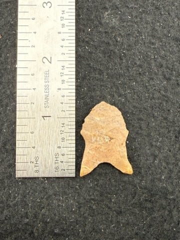 Arrow Point Indian Artifact Arrowhead (1 of 3)