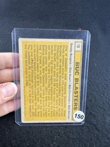 1963 Topps Roberto Clemente Baseball Card - 2