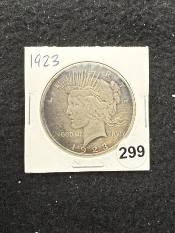 1923 Peace Silver Dollar Coin (1 of 2)