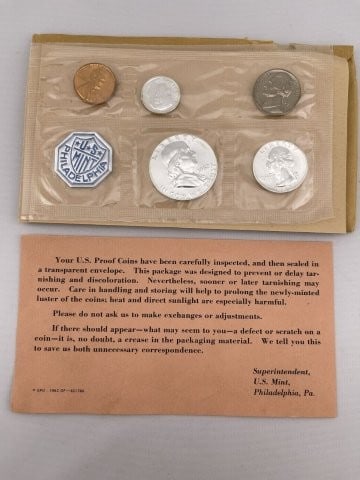 1962 Mint Coin Proof Set: KEY WORDS: INDIAN ARTIFACT ARTIFACTS ARROWHEAD ARROWHEADS NATIVE AMERICAN MISSISSIPPIAN QUAPAW CADDO POTTERY COINS MORGAN DOLLAR PEACE DOLLAR SILVER COINS. All coins have been Sigma tested for authent