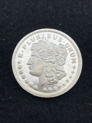1 Ounce .999 Fine Silver Round Coin: KEY WORDS: INDIAN ARTIFACT ARTIFACTS ARROWHEAD ARROWHEADS NATIVE AMERICAN MISSISSIPPIAN QUAPAW CADDO POTTERY COINS MORGAN DOLLAR PEACE DOLLAR SILVER COINS. All coins have been Sigma tested for authent