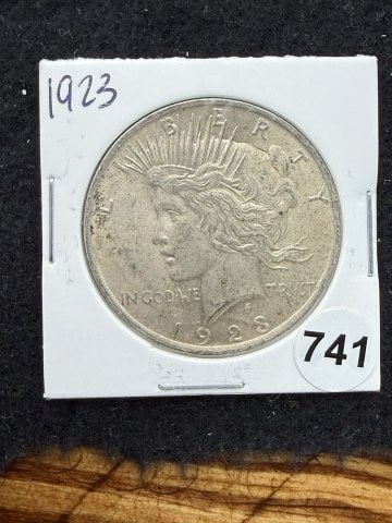 1923 Peace Silver Dollar Coin: KEY WORDS: INDIAN ARTIFACT ARTIFACTS ARROWHEAD ARROWHEADS NATIVE AMERICAN MISSISSIPPIAN QUAPAW CADDO POTTERY COINS MORGAN DOLLAR PEACE DOLLAR SILVER COINS. All coins have been Sigma tested for