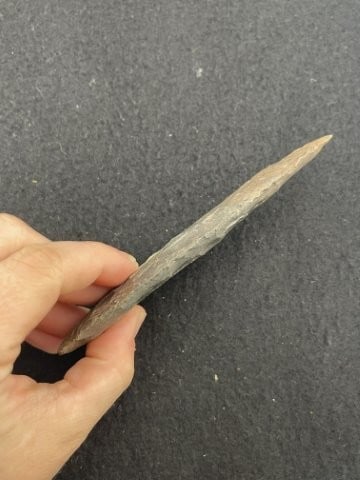 Dovetail Indian Artifact Arrowhead - 3