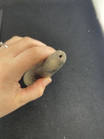 Engraved Pottery Pipe Beaver - 4