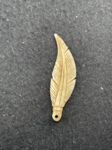 Bone Pendant Indian Artifact Arrowhead - 2