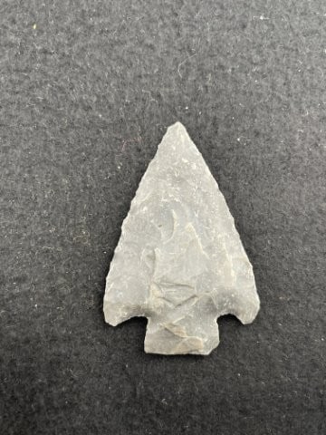 Adena Indian Artifact Arrowhead - 2