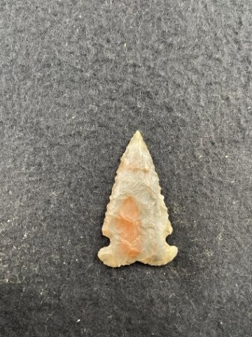 Arrow Point Indian Artifact Arrowhead - 2