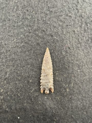 Arrow Point Indian Artifact Arrowhead - 2