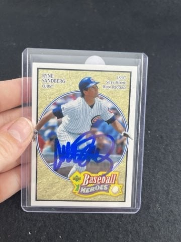 Ryne Sandberg Hand Signed Authentic Autograph: KEY WORDS: INDIAN ARTIFACT ARTIFACTS ARROWHEAD ARROWHEADS NATIVE AMERICAN MISSISSIPPIAN QUAPAW CADDO POTTERY COINS MORGAN DOLLAR PEACE DOLLAR SILVER COINS. All coins have been Sigma tested for authent
