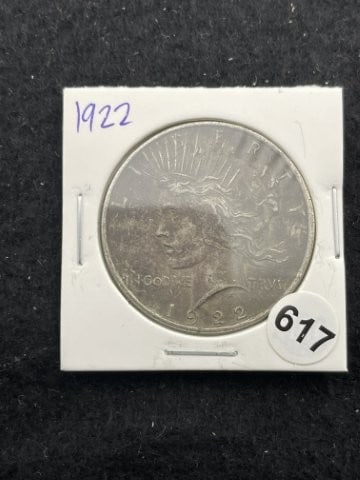 1922 Peace Silver Dollar Coin: KEY WORDS: INDIAN ARTIFACT ARTIFACTS ARROWHEAD ARROWHEADS NATIVE AMERICAN MISSISSIPPIAN QUAPAW CADDO POTTERY COINS MORGAN DOLLAR PEACE DOLLAR SILVER COINS. All coins have been Sigma tested for authent