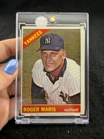 1966 Topps Roger Maris Baseball Card (1 of 2)