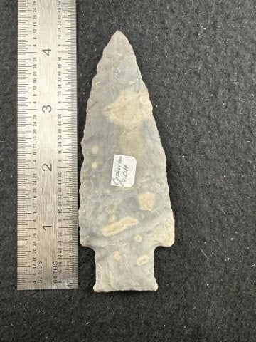 Hardin Indian Artifact Arrowhead: KEY WORDS: INDIAN ARTIFACT ARTIFACTS ARROWHEAD ARROWHEADS NATIVE AMERICAN MISSISSIPPIAN QUAPAW CADDO POTTERY COINS MORGAN DOLLAR PEACE DOLLAR SILVER COINS. All coins have been Sigma tested for