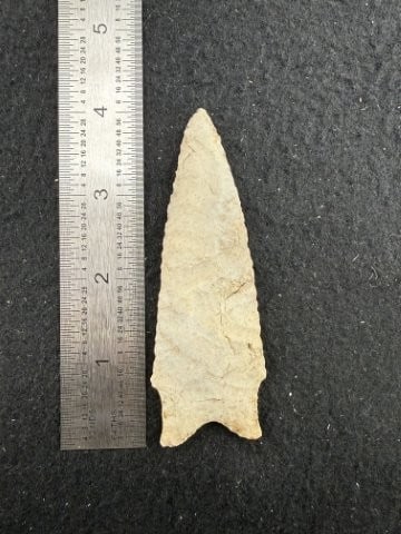Holland Indian Artifact Arrowhead: KEY WORDS: INDIAN ARTIFACT ARTIFACTS ARROWHEAD ARROWHEADS NATIVE AMERICAN MISSISSIPPIAN QUAPAW CADDO POTTERY COINS MORGAN DOLLAR PEACE DOLLAR SILVER COINS. All coins have been Sigma tested for