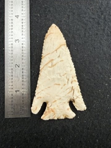 Lost Lake Indian Artifact Arrowhead: KEY WORDS: INDIAN ARTIFACT ARTIFACTS ARROWHEAD ARROWHEADS NATIVE AMERICAN MISSISSIPPIAN QUAPAW CADDO POTTERY COINS MORGAN DOLLAR PEACE DOLLAR SILVER COINS. All coins have been Sigma tested for authent