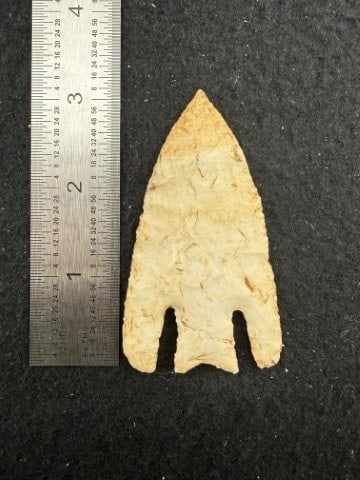 Calf Creek Indian Artifact Arrowhead: KEY WORDS: INDIAN ARTIFACT ARTIFACTS ARROWHEAD ARROWHEADS NATIVE AMERICAN MISSISSIPPIAN QUAPAW CADDO POTTERY COINS MORGAN DOLLAR PEACE DOLLAR SILVER COINS. All coins have been Sigma tested for