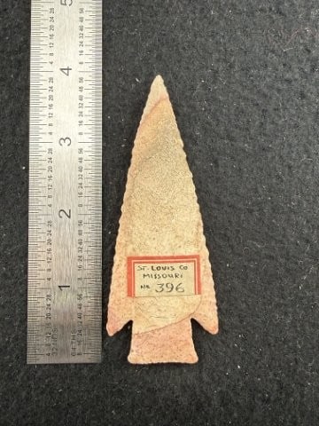 Hardin Indian Artifact Arrowhead: KEY WORDS: INDIAN ARTIFACT ARTIFACTS ARROWHEAD ARROWHEADS NATIVE AMERICAN MISSISSIPPIAN QUAPAW CADDO POTTERY COINS MORGAN DOLLAR PEACE DOLLAR SILVER COINS. All coins have been Sigma tested for