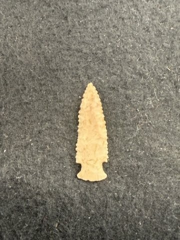 Arrow Point Indian Artifact Arrowhead - 2