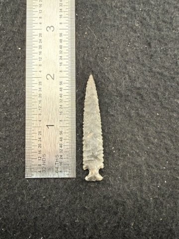 Arrow Point Indian Artifact Arrowhead: KEY WORDS: INDIAN ARTIFACT ARTIFACTS ARROWHEAD ARROWHEADS NATIVE AMERICAN MISSISSIPPIAN QUAPAW CADDO POTTERY COINS MORGAN DOLLAR PEACE DOLLAR SILVER COINS. All coins have been Sigma tested for authent