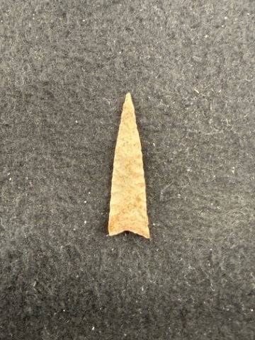Arrow Point Indian Artifact Arrowhead - 2