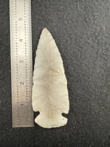Side Notch Indian Artifact Arrowhead: KEY WORDS: INDIAN ARTIFACT ARTIFACTS ARROWHEAD ARROWHEADS NATIVE AMERICAN MISSISSIPPIAN QUAPAW CADDO POTTERY COINS MORGAN DOLLAR PEACE DOLLAR SILVER COINS. All coins have been Sigma tested for authent