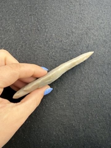 Side Notch Indian Artifact Arrowhead - 3