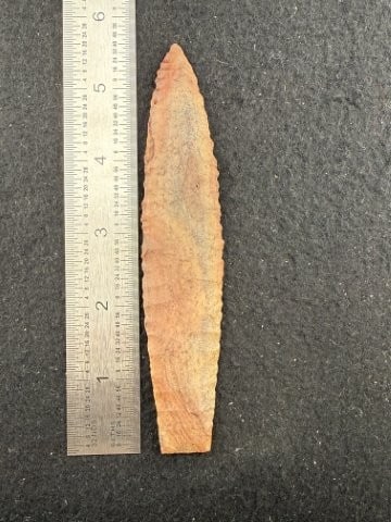 Paleo Spear Point Indian Artifact Arrowhead: KEY WORDS: INDIAN ARTIFACT ARTIFACTS ARROWHEAD ARROWHEADS NATIVE AMERICAN MISSISSIPPIAN QUAPAW CADDO POTTERY COINS MORGAN DOLLAR PEACE DOLLAR SILVER COINS. All coins have been Sigma tested for