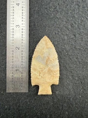 Snyders Indian Artifact Arrowhead: KEY WORDS: INDIAN ARTIFACT ARTIFACTS ARROWHEAD ARROWHEADS NATIVE AMERICAN MISSISSIPPIAN QUAPAW CADDO POTTERY COINS MORGAN DOLLAR PEACE DOLLAR SILVER COINS. All coins have been Sigma tested for