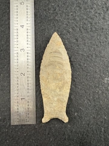 Cumberland Indian Artifact Arrowhead: KEY WORDS: INDIAN ARTIFACT ARTIFACTS ARROWHEAD ARROWHEADS NATIVE AMERICAN MISSISSIPPIAN QUAPAW CADDO POTTERY COINS MORGAN DOLLAR PEACE DOLLAR SILVER COINS. All coins have been Sigma tested for