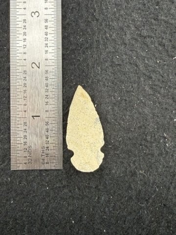 Dovetail Indian Artifact Arrowhead: KEY WORDS: INDIAN ARTIFACT ARTIFACTS ARROWHEAD ARROWHEADS NATIVE AMERICAN MISSISSIPPIAN QUAPAW CADDO POTTERY COINS MORGAN DOLLAR PEACE DOLLAR SILVER COINS. All coins have been Sigma tested for