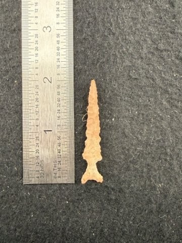 Arrow Point Indian Artifact Arrowhead (1 of 3)
