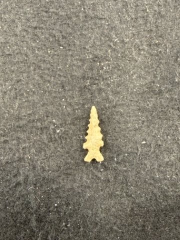 Arrow Point Indian Artifact Arrowhead - 2