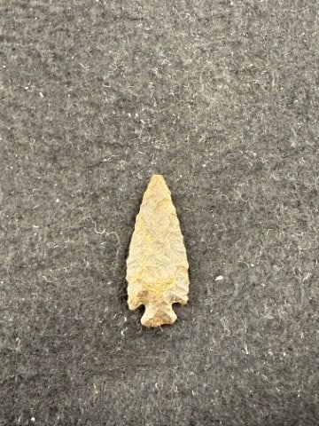 Arrow Point Indian Artifact Arrowhead - 2