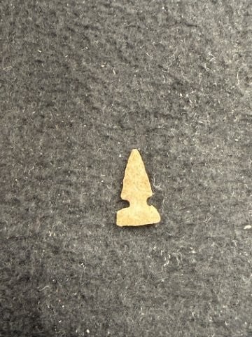 Arrow Point Indian Artifact Arrowhead - 2