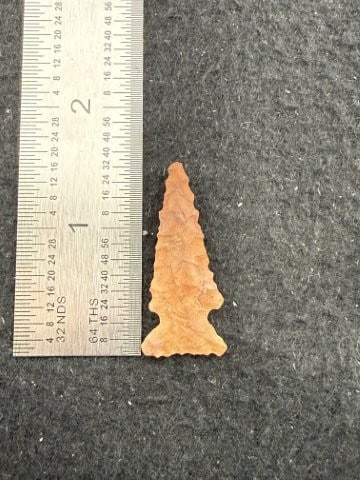 Arrow Point Indian Artifact Arrowhead: KEY WORDS: INDIAN ARTIFACT ARTIFACTS ARROWHEAD ARROWHEADS NATIVE AMERICAN MISSISSIPPIAN QUAPAW CADDO POTTERY COINS MORGAN DOLLAR PEACE DOLLAR SILVER COINS. All coins have been Sigma tested for authent