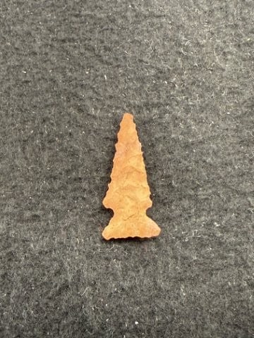 Arrow Point Indian Artifact Arrowhead - 2