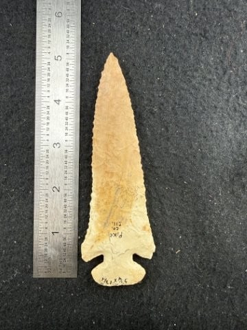 Thebes Indian Artifact Arrowhead: KEY WORDS: INDIAN ARTIFACT ARTIFACTS ARROWHEAD ARROWHEADS NATIVE AMERICAN MISSISSIPPIAN QUAPAW CADDO POTTERY COINS MORGAN DOLLAR PEACE DOLLAR SILVER COINS. All coins have been Sigma tested for authent
