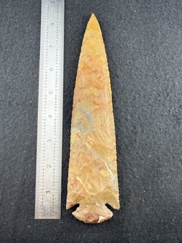 Dovetail Indian Artifact Arrowhead: KEY WORDS: INDIAN ARTIFACT ARTIFACTS ARROWHEAD ARROWHEADS NATIVE AMERICAN MISSISSIPPIAN QUAPAW CADDO POTTERY COINS MORGAN DOLLAR PEACE DOLLAR SILVER COINS. All coins have been Sigma tested for authent