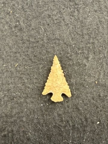 Arrow Point Indian Artifact Arrowhead - 2