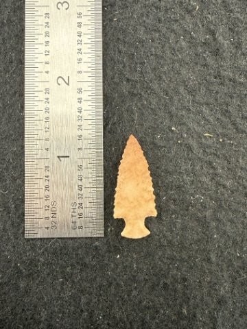 Arrow Point Indian Artifact Arrowhead: KEY WORDS: INDIAN ARTIFACT ARTIFACTS ARROWHEAD ARROWHEADS NATIVE AMERICAN MISSISSIPPIAN QUAPAW CADDO POTTERY COINS MORGAN DOLLAR PEACE DOLLAR SILVER COINS. All coins have been Sigma tested for