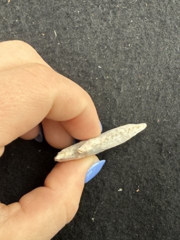 Side Notch Indian Artifact Arrowhead - 3