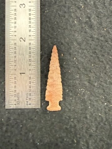 Arrow Point Indian Artifact Arrowhead (1 of 3)