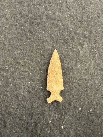 Arrow Point Indian Artifact Arrowhead - 2