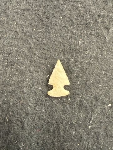 Arrow Point Indian Artifact Arrowhead - 2