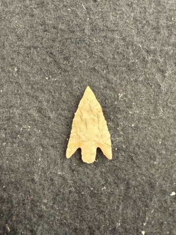 Arrow Point Indian Artifact Arrowhead - 2