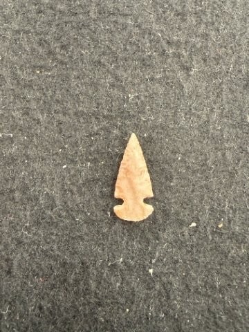 Arrow Point Indian Artifact Arrowhead - 2